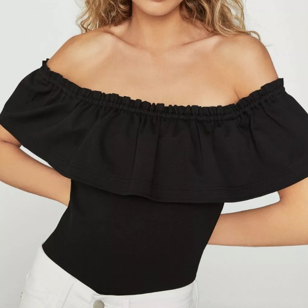 BCBGMaxAzria *NWT* black ruffled bodysuit size L